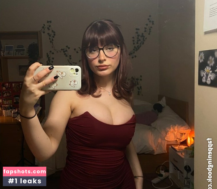 Charlotte Stocks Nude Leaks OnlyFans Photos #11 - LeakJerk