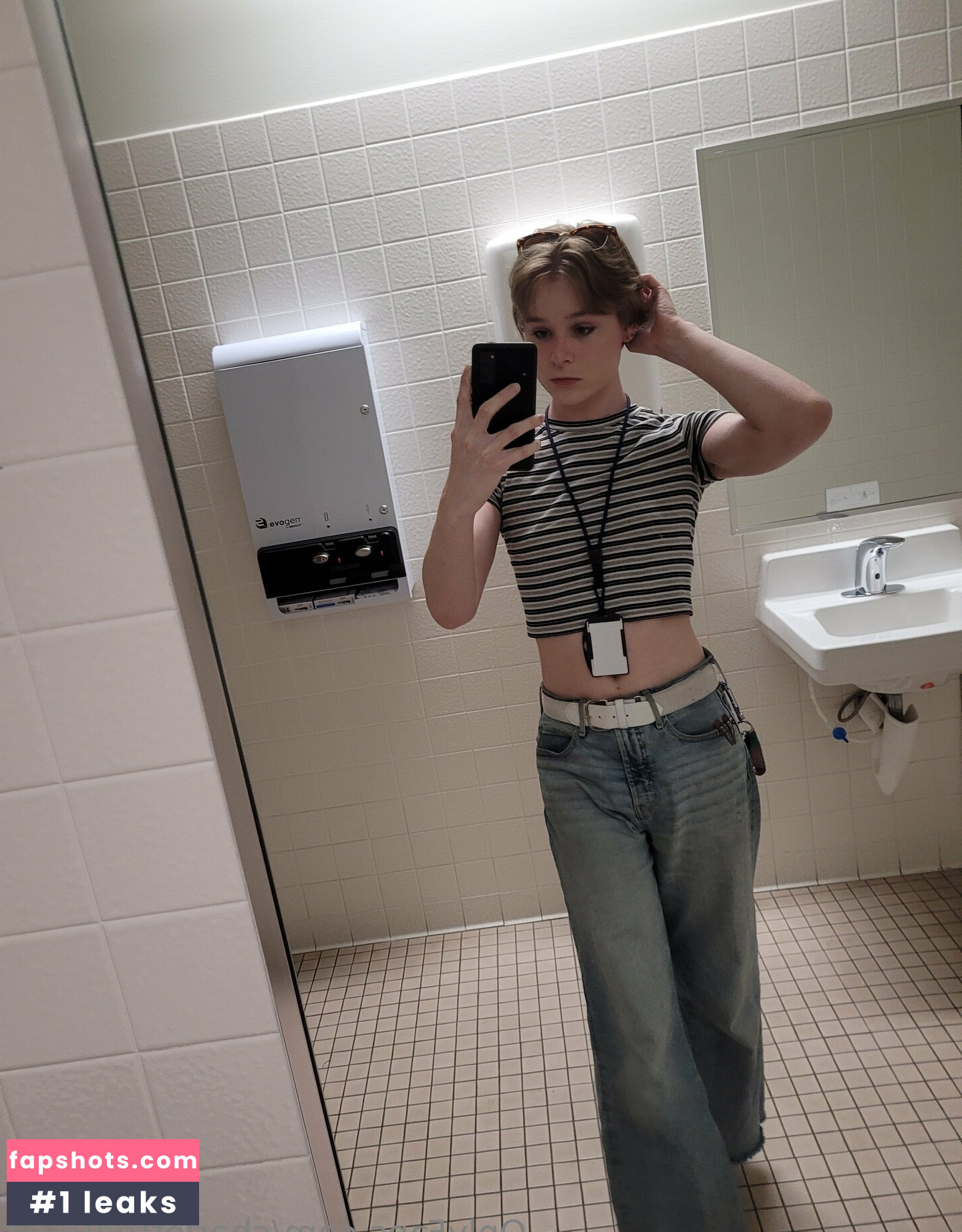 Charlotte40404 gallery photo #24