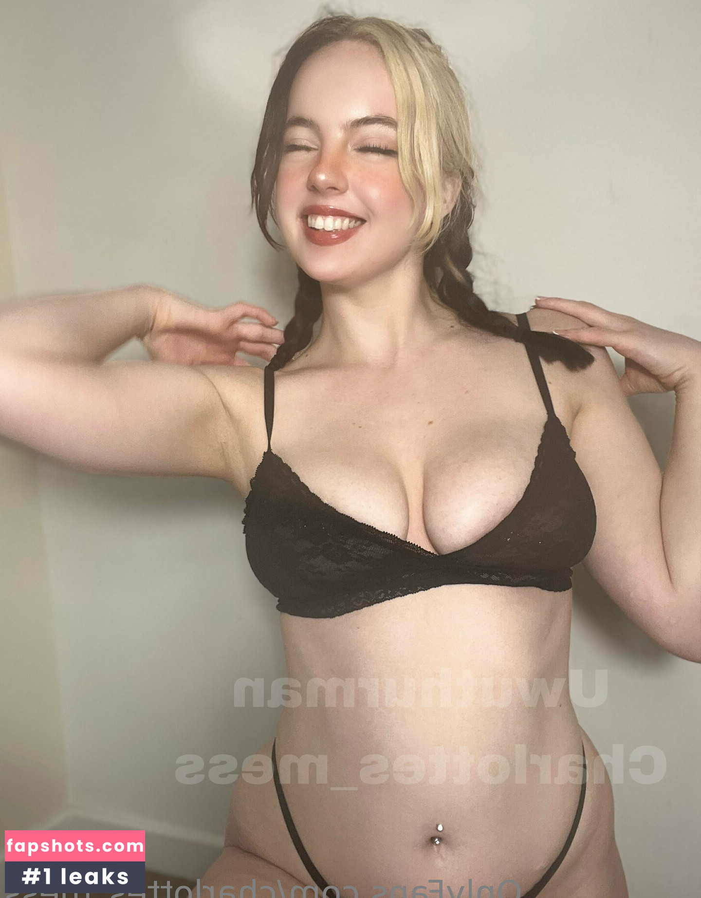 charlottes_mess gallery photo #23