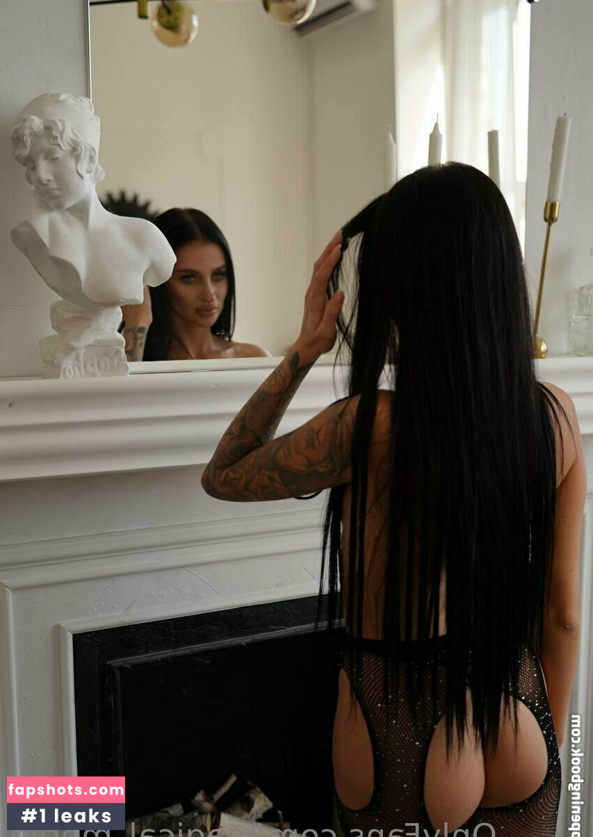 charming_megan gallery photo #31