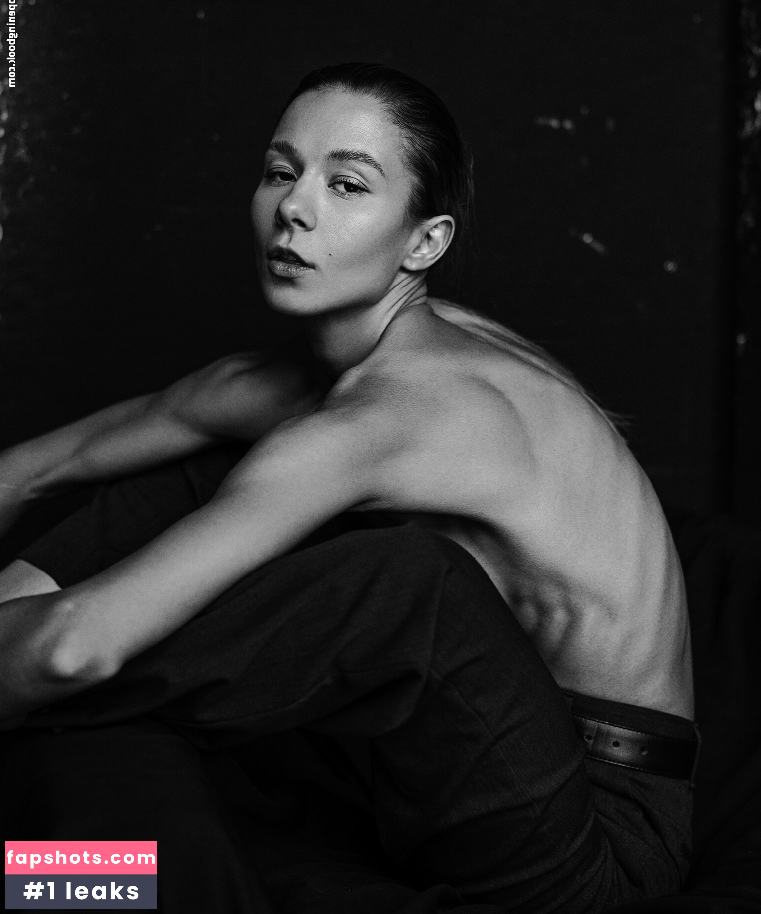 Charming.oxy gallery photo #4