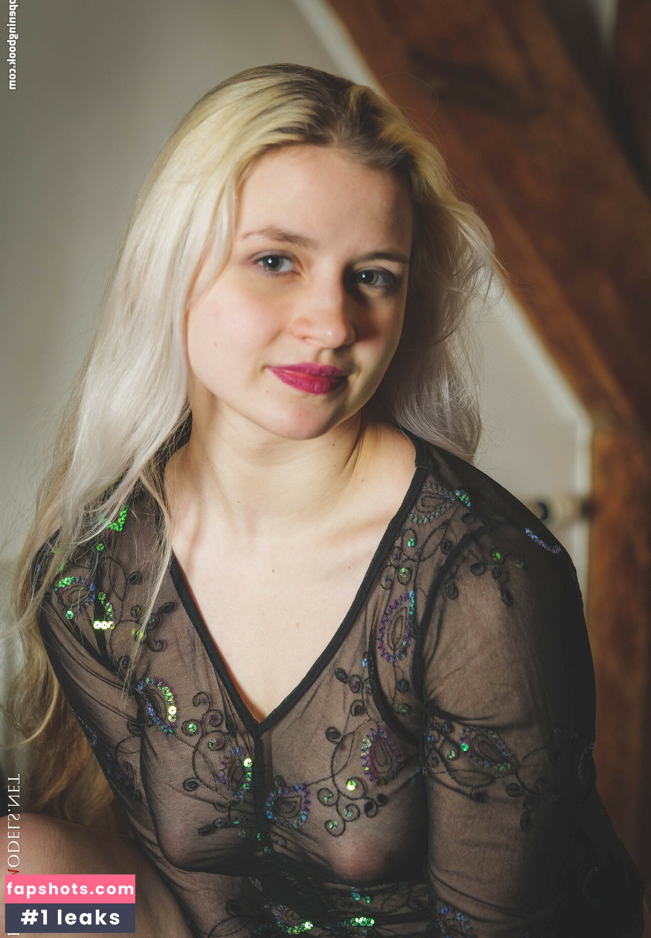 CharmModels gallery photo #259