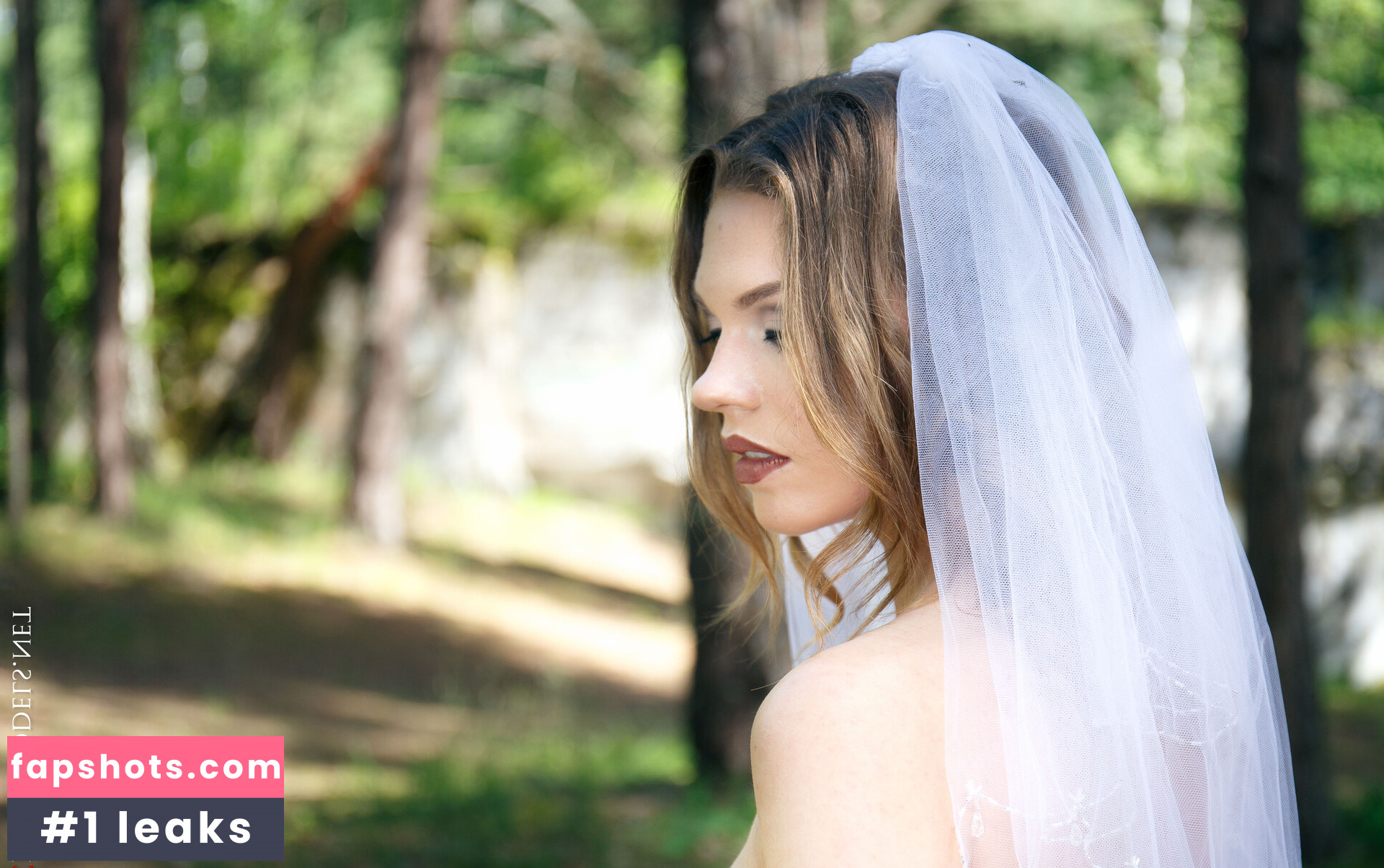 CharmModels gallery photo #323