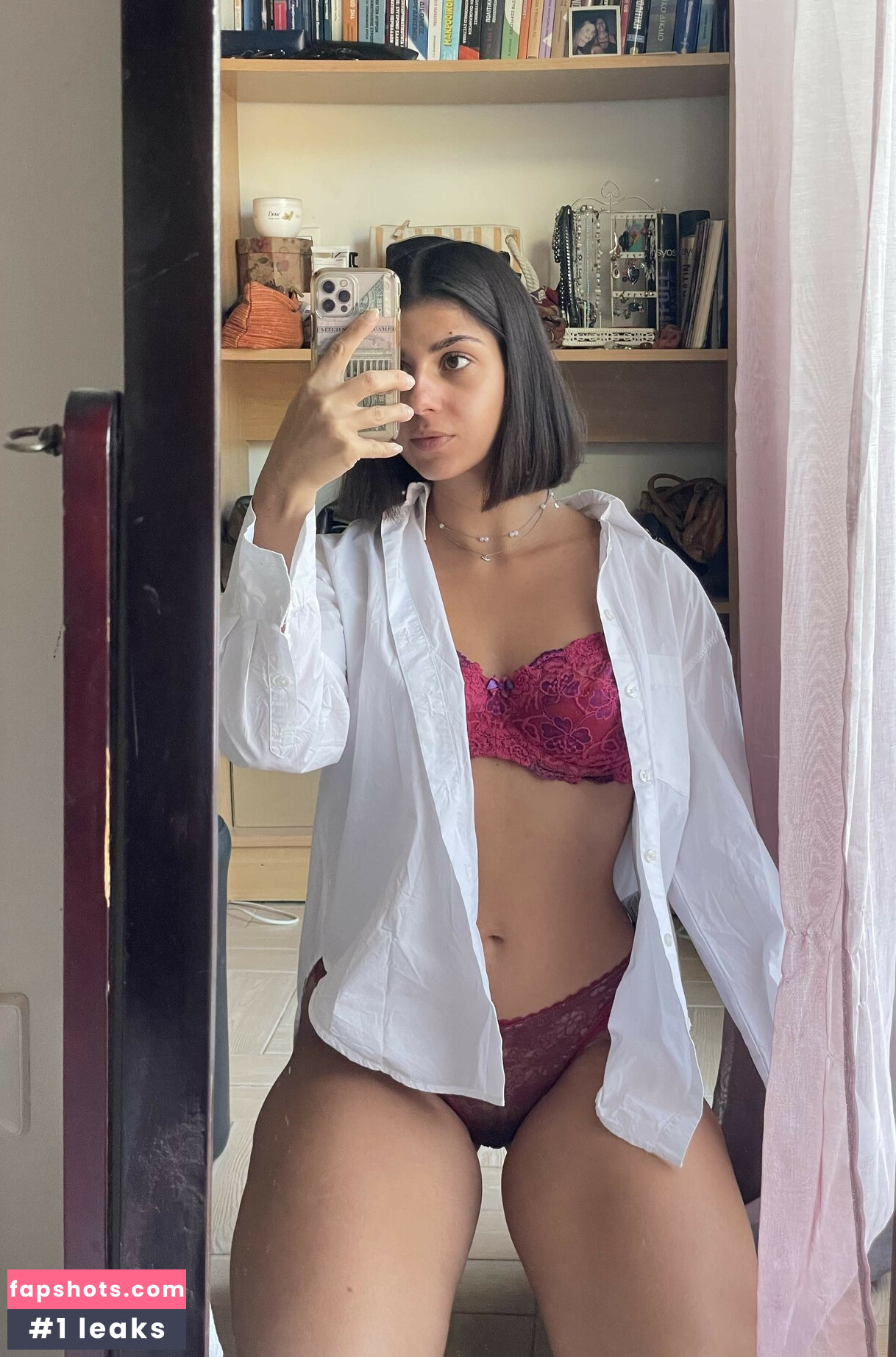 Charmolepe nude babe gallery