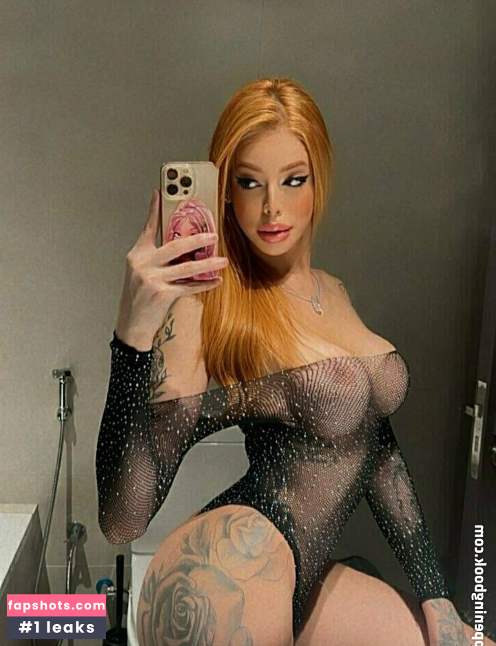 charredominique gallery photo #12