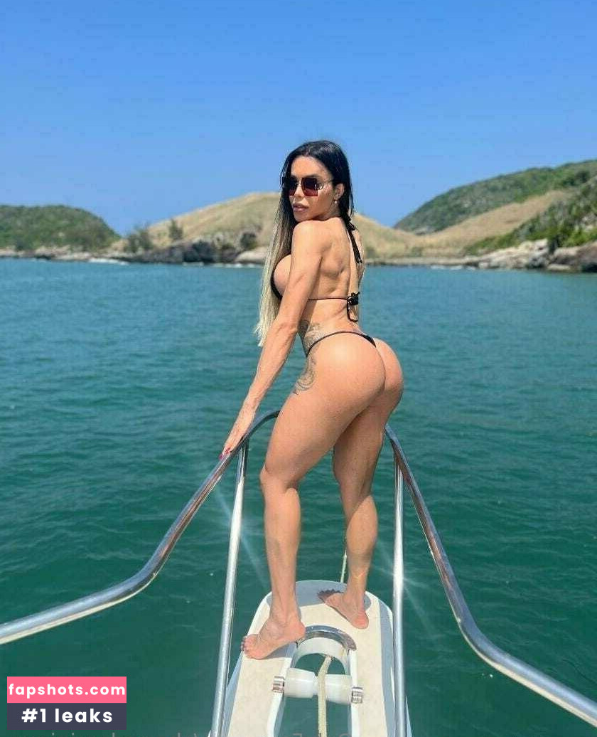 charredominique gallery photo #4