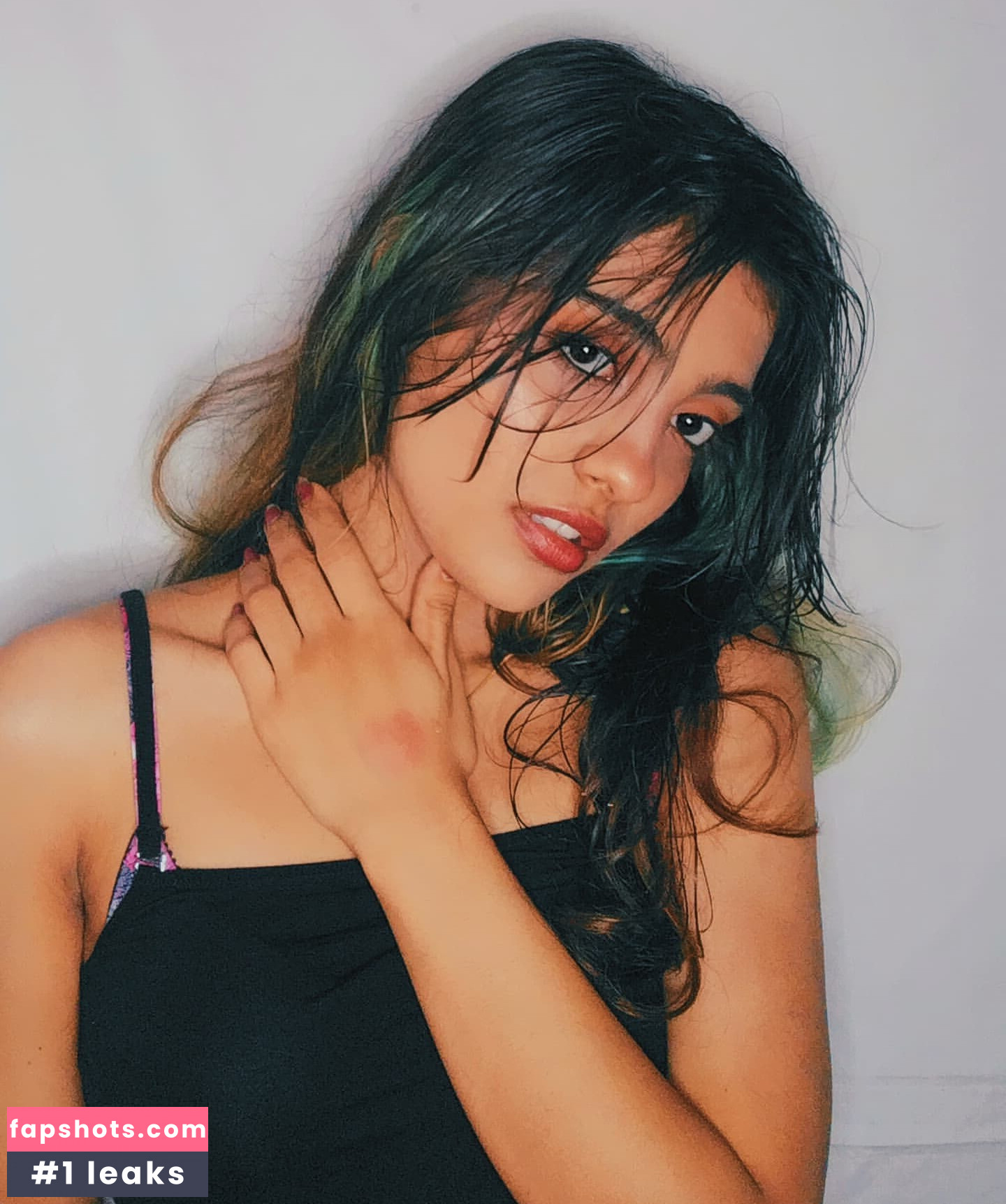 Charvi Bhatt Nude Leaks OnlyFans Photos #32 - LeakJerk