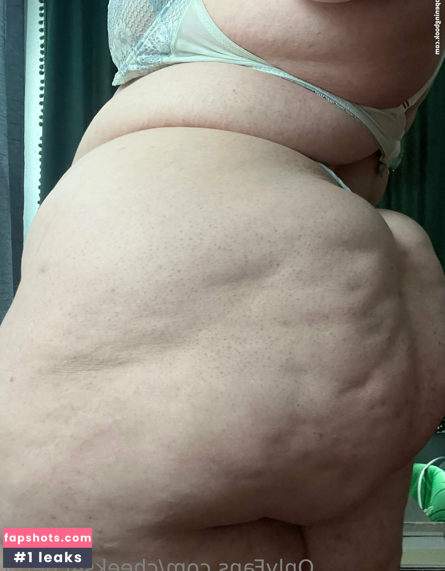 cheeks4cherry nude babe gallery