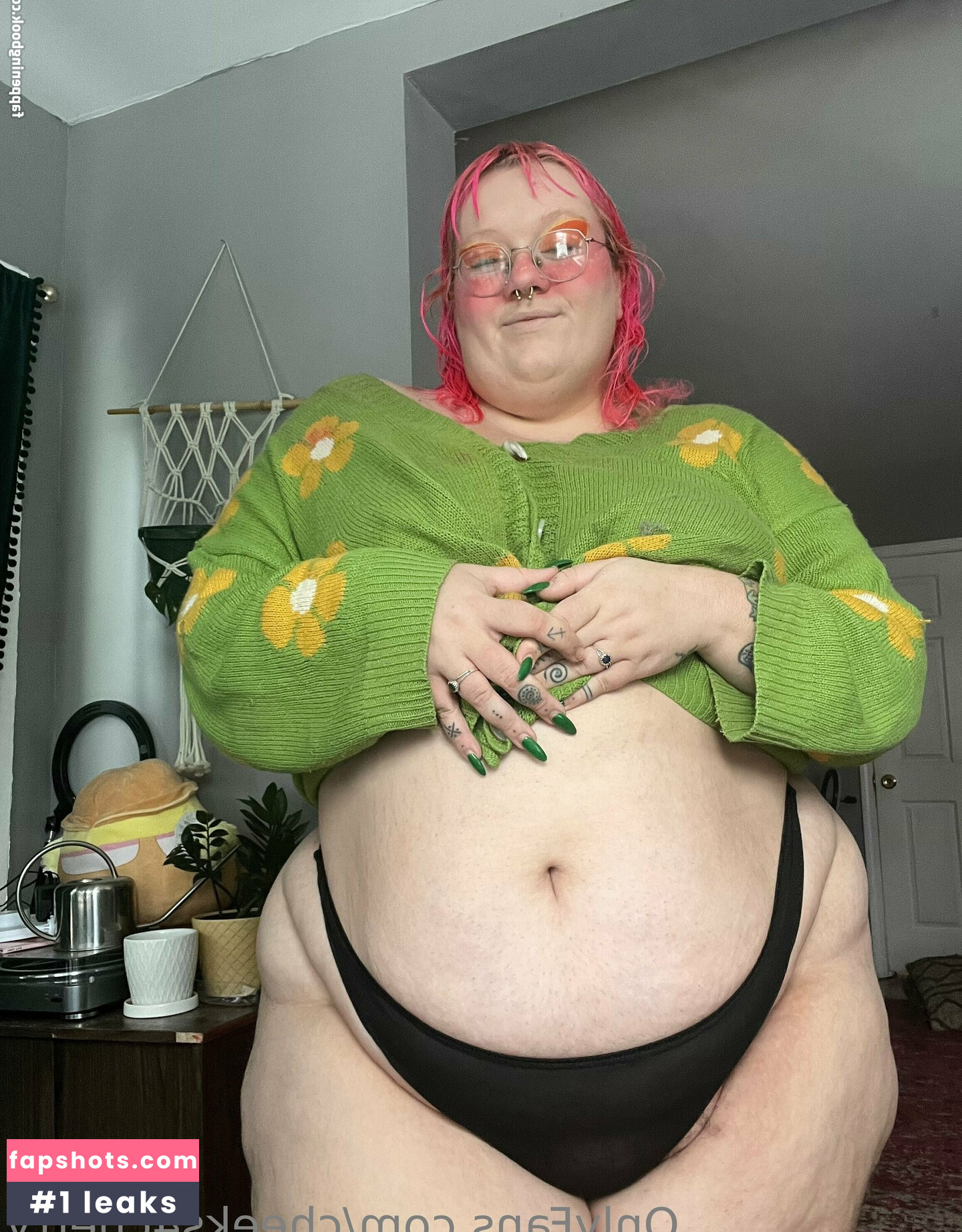 cheeks4cherry gallery photo #6