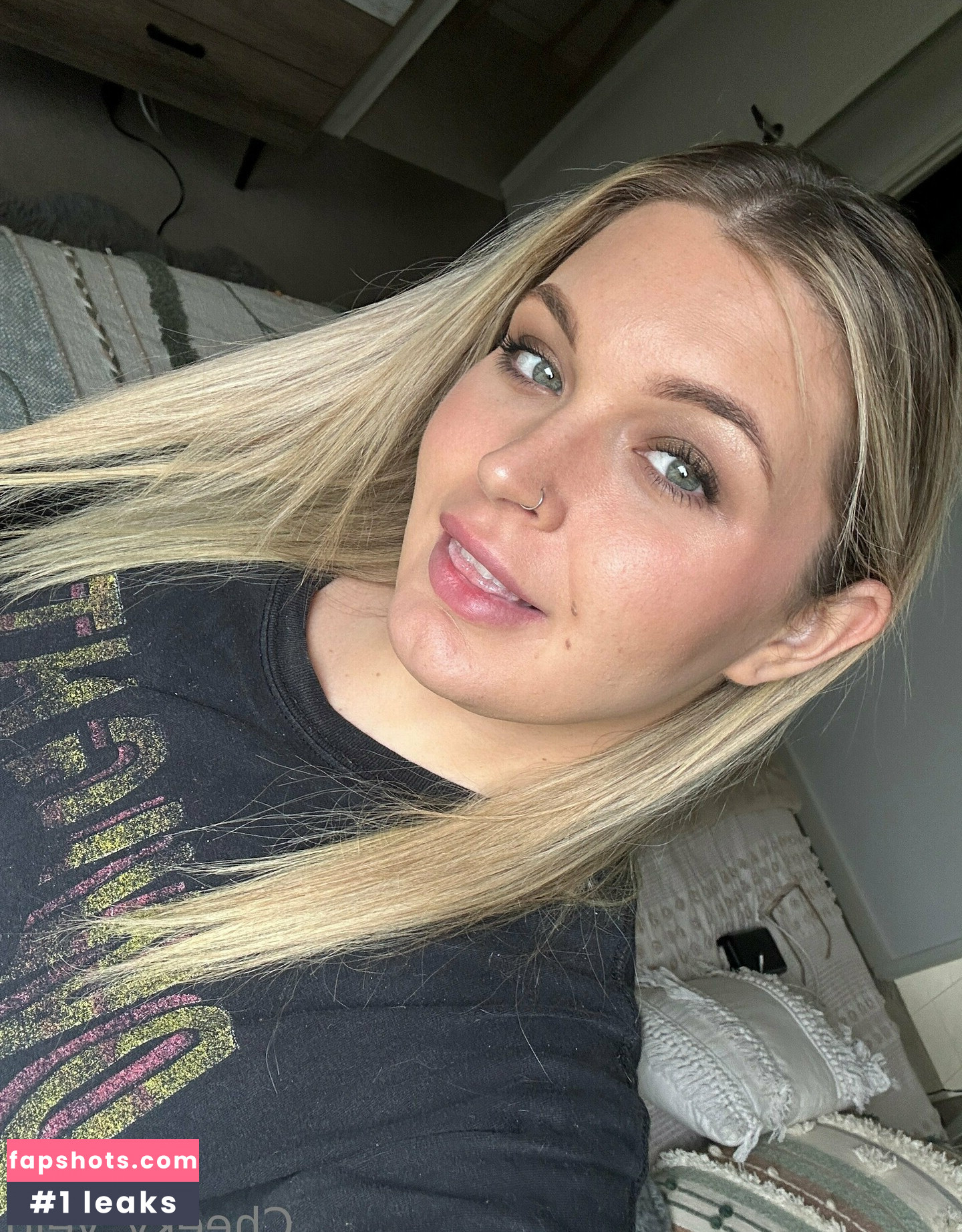 cheeky_yelofree gallery photo #24