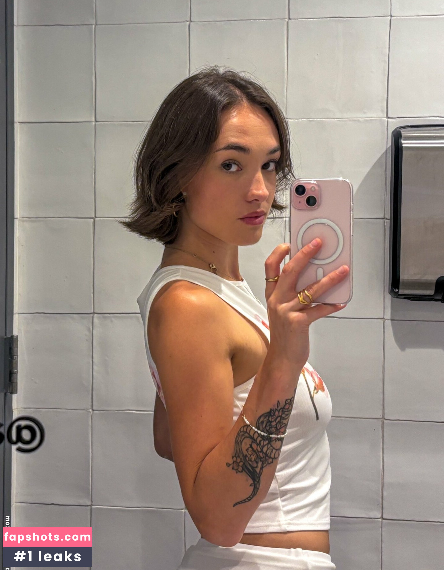 Cheekymz gallery photo #21