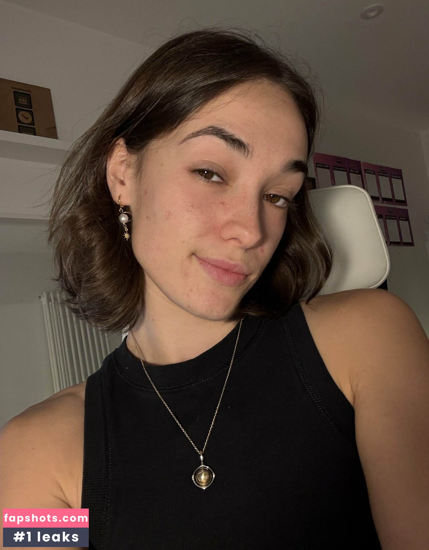 Cheekymz gallery photo #23