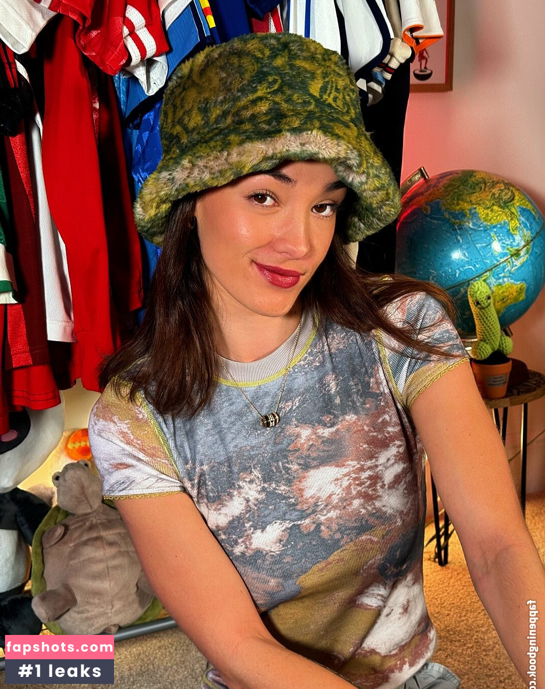 Cheekymz gallery photo #52