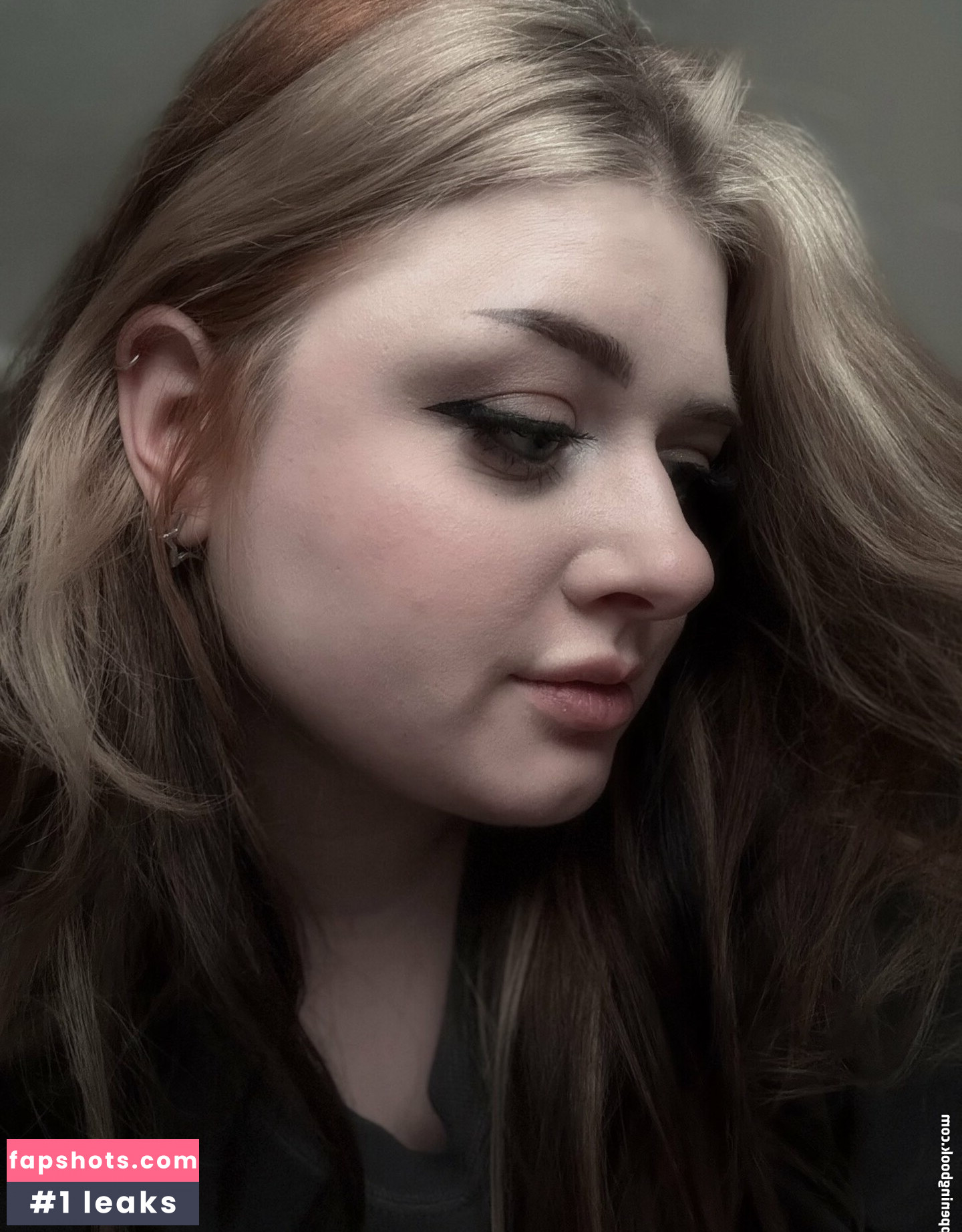 CheersItsKatie gallery photo #2