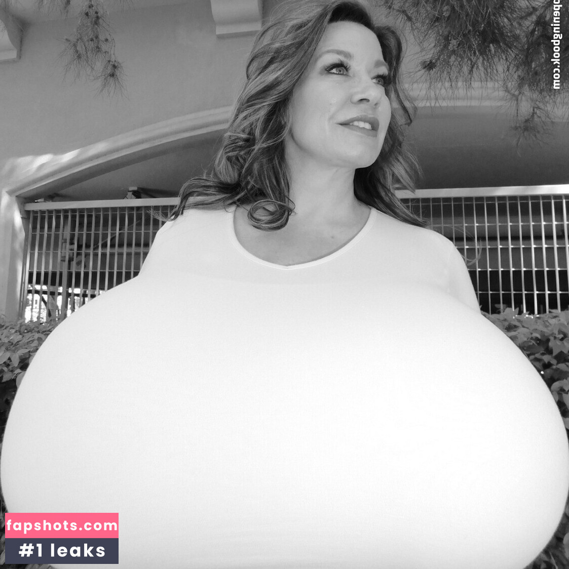 Chelsea Charms Nude Leaks OnlyFans Photos #66 - Fapshots