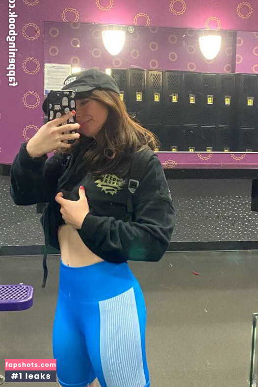 Chelsea Cook gallery photo #15