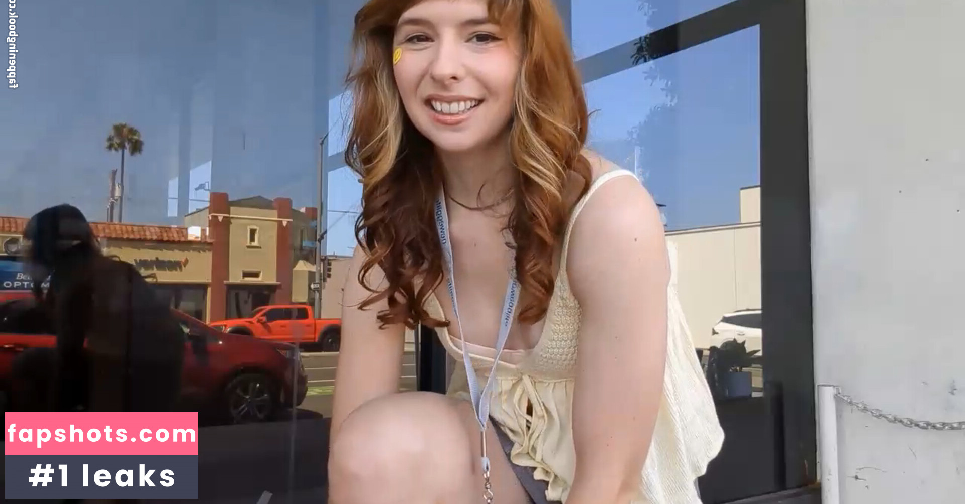 Chelsea Cook gallery photo #7