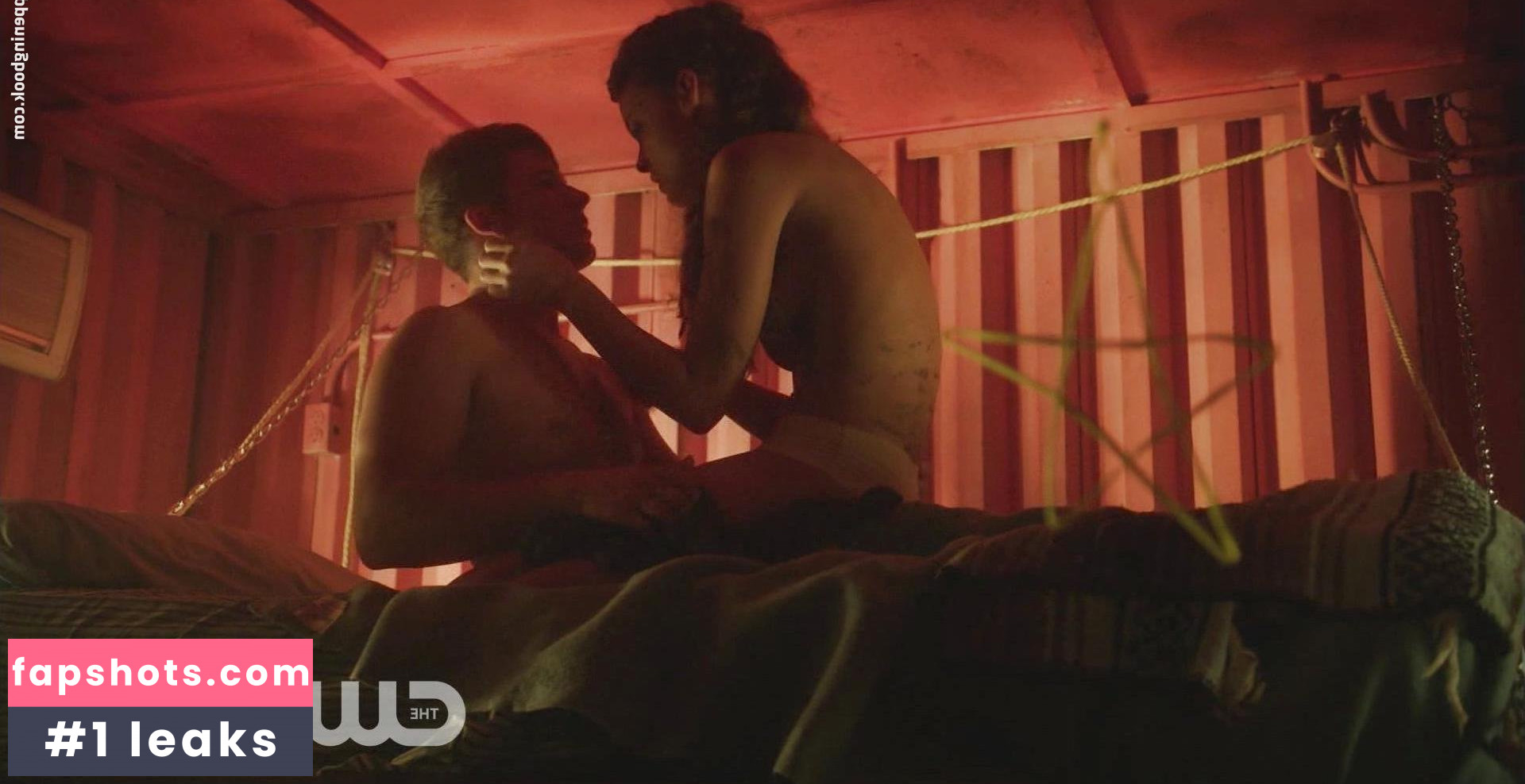 Chelsea Gilligan gallery photo #5