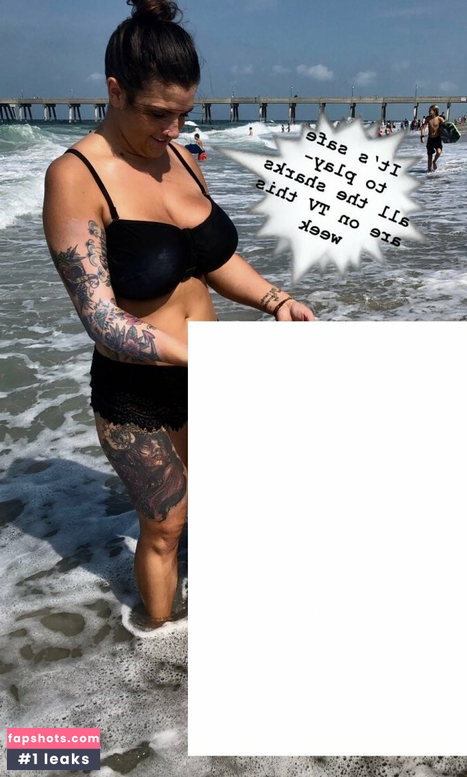 Chelsea Hammill gallery photo #14