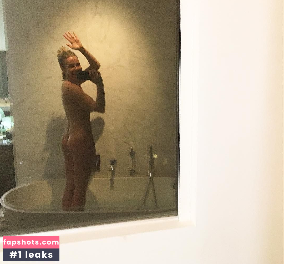 Chelsea Handler Nahé úniky fotek pouze od fanoušků #250 - Fapshots