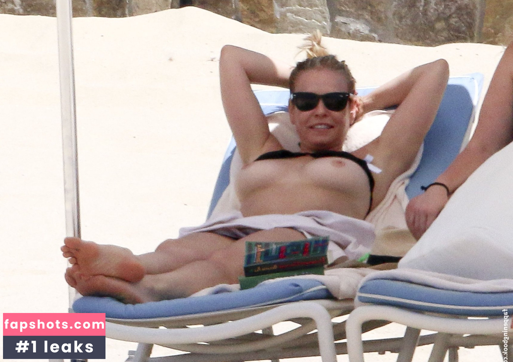Chelsea Handler Nahé úniky fotek pouze od fanoušků #254 - Fapshots