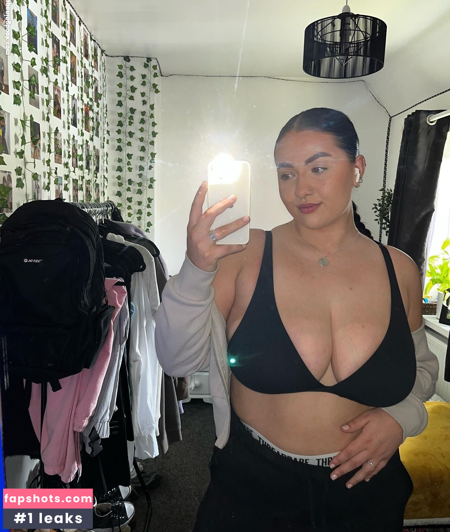 Chelsea Leigh gallery photo #57