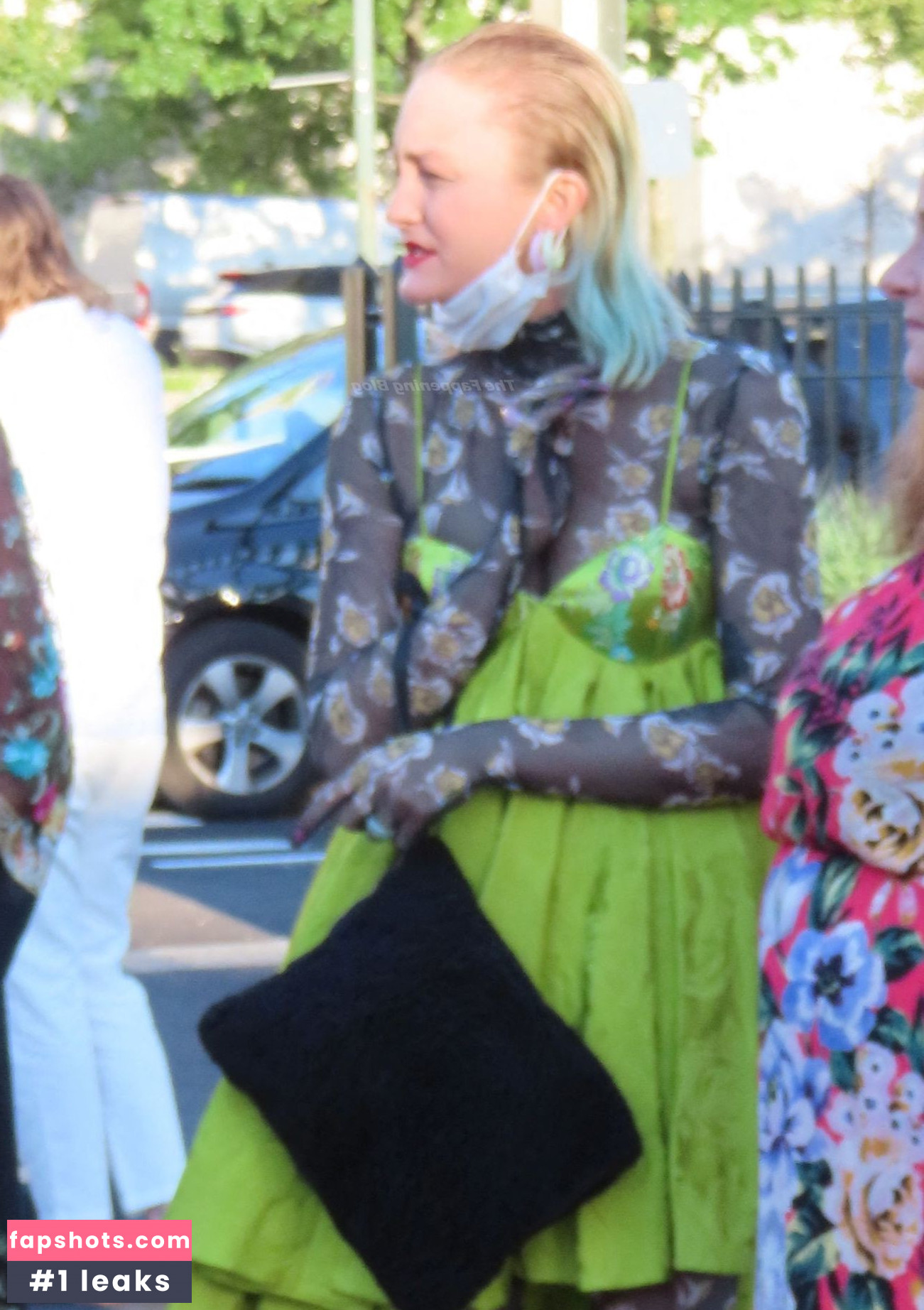 Chelsea Lopez gallery photo #2