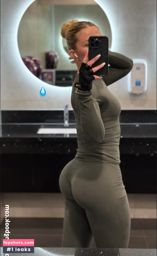 Chelsea Pearce gallery photo #3