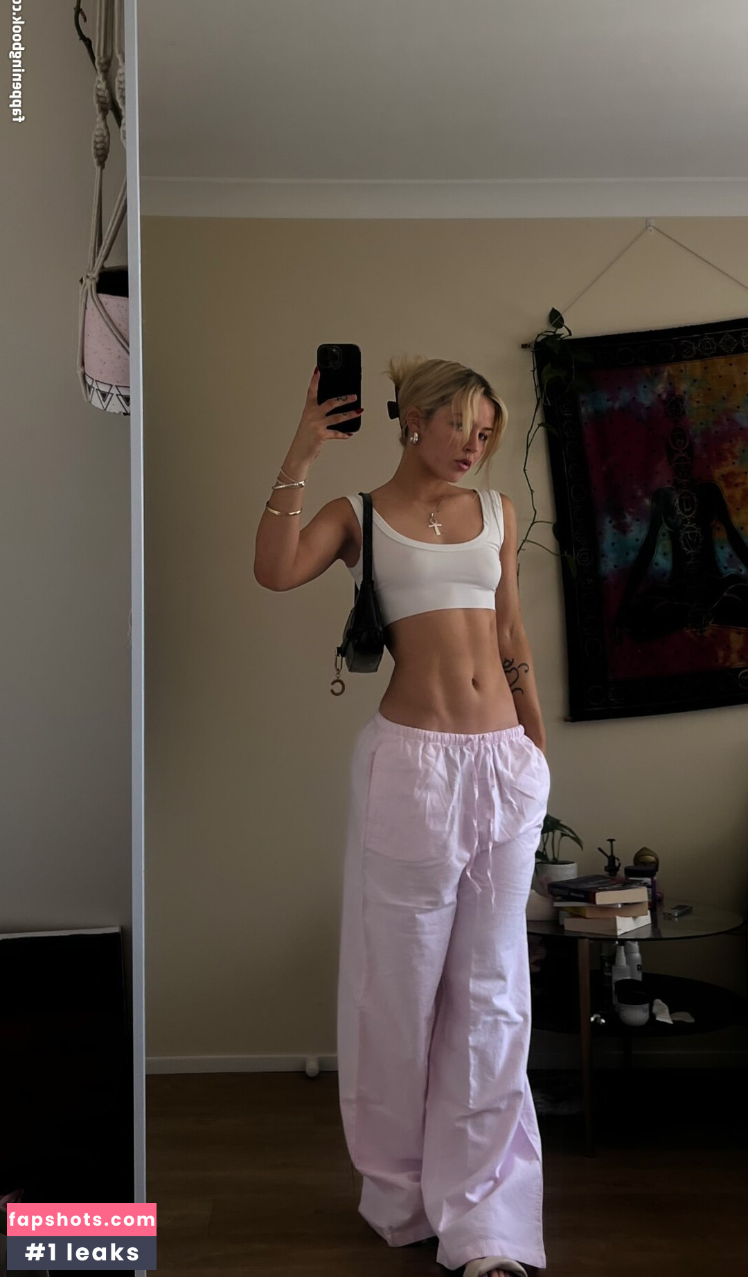 Chelsea Pearce gallery photo #37