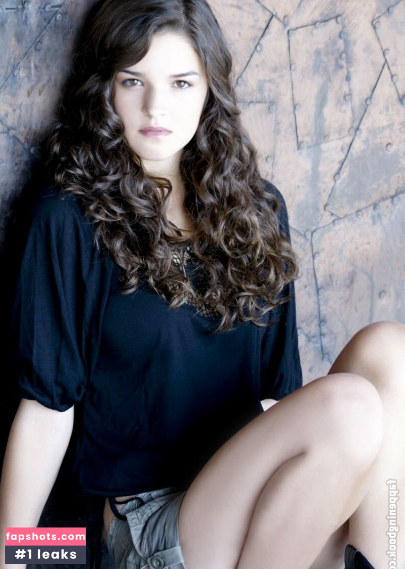 Chelsea Ricketts gallery photo #12