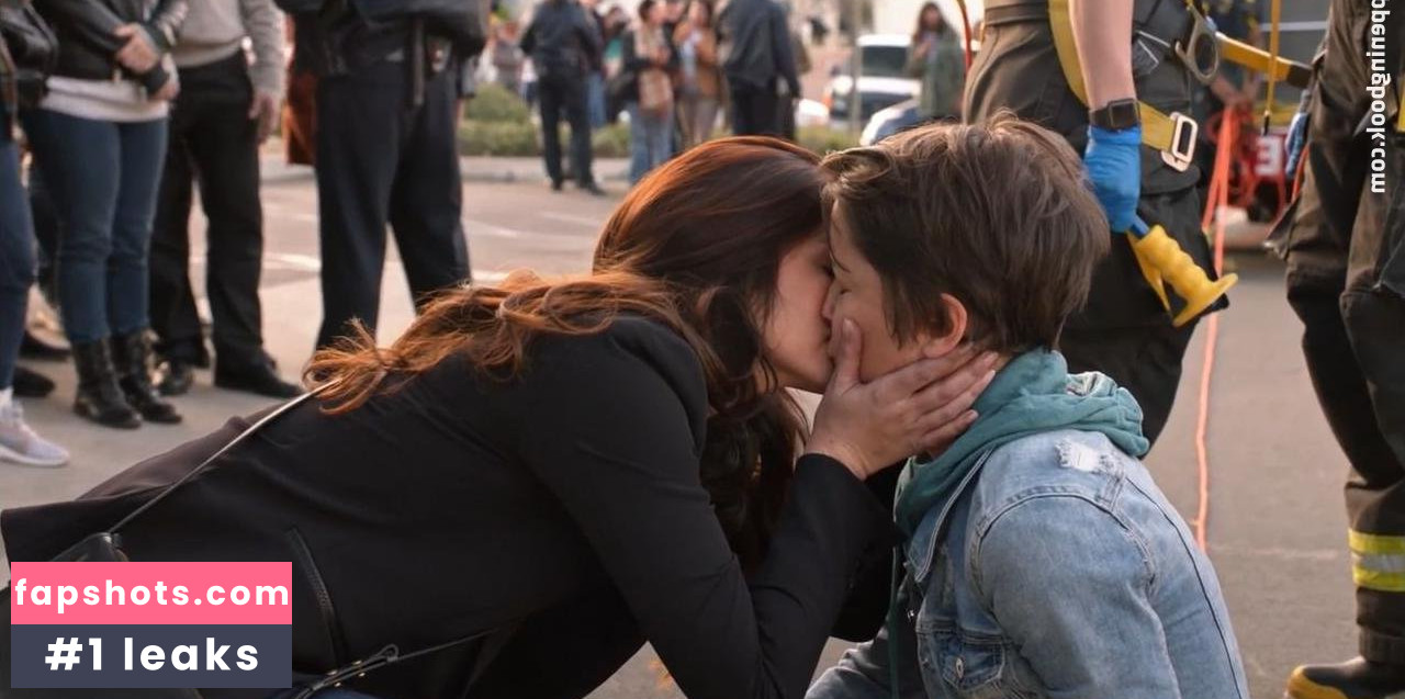 Chelsea Ricketts gallery photo #21