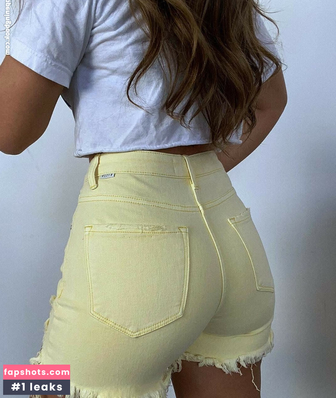 Chelsea Sommers nude babe gallery