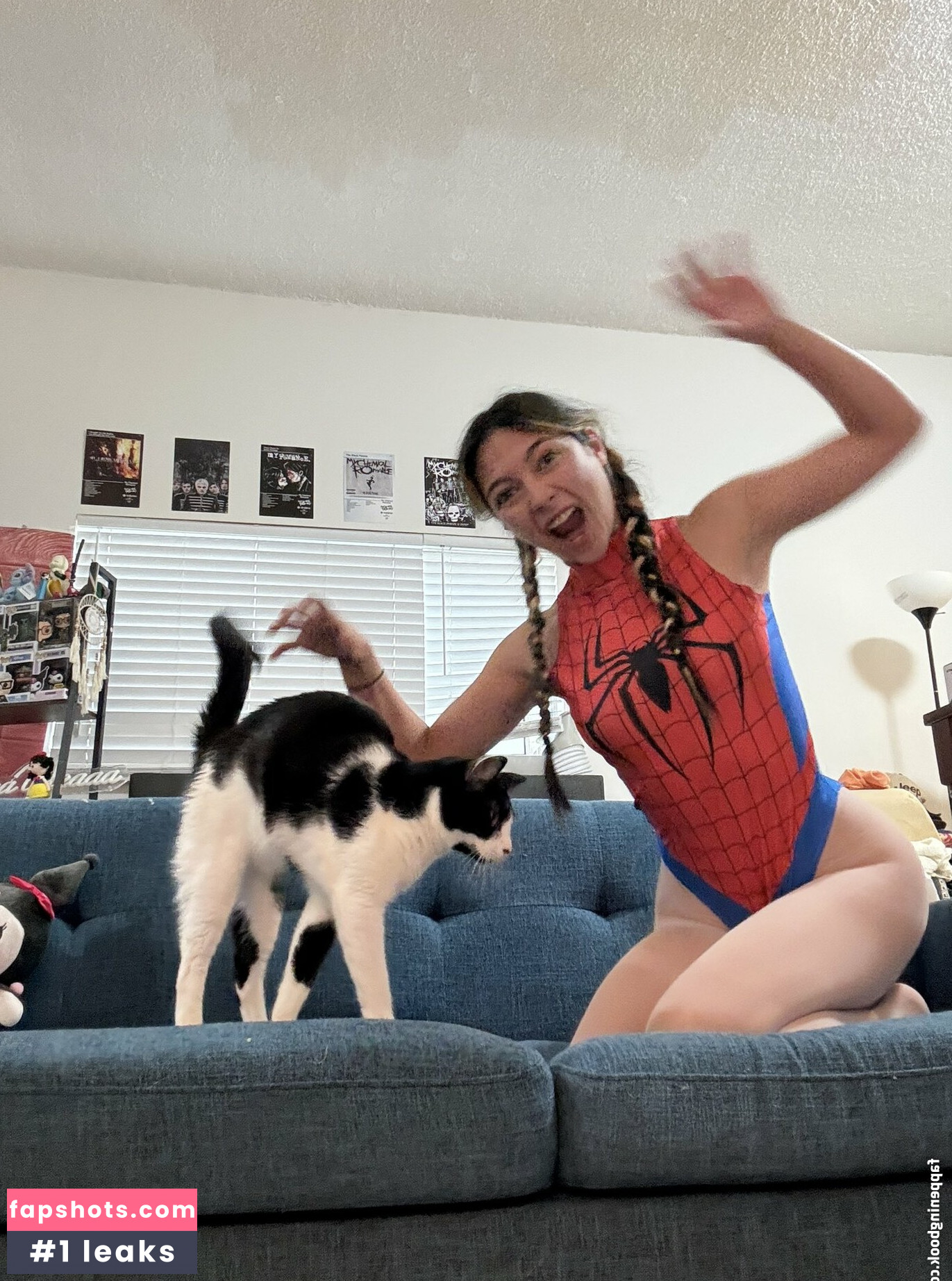 chelseayea gallery photo #11