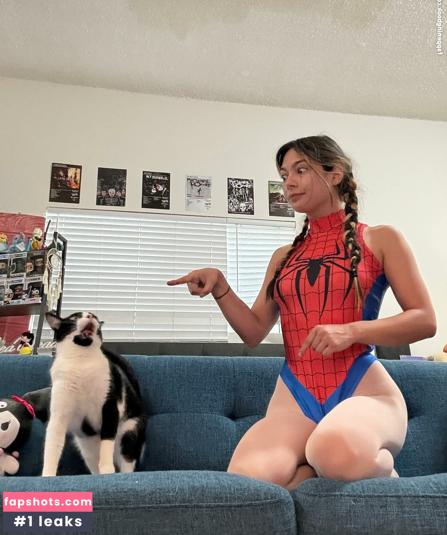 chelseayea gallery photo #12