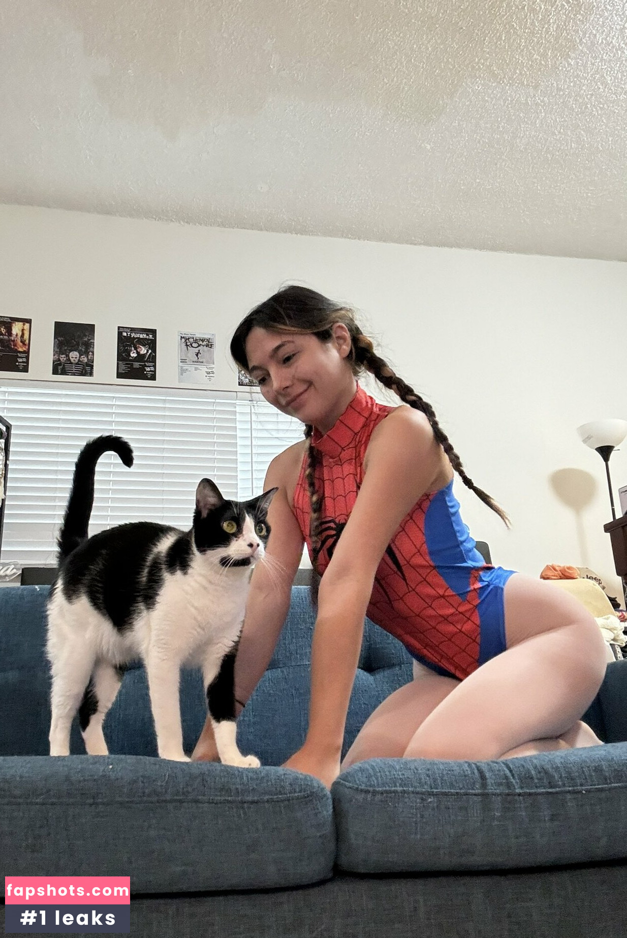 chelseayea gallery photo #10