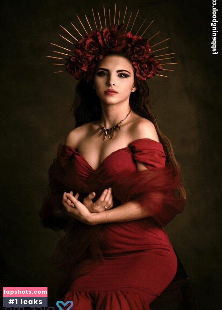 Chelsiedeville gallery photo #5