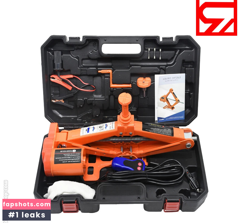 Chelsiedeville gallery photo #8