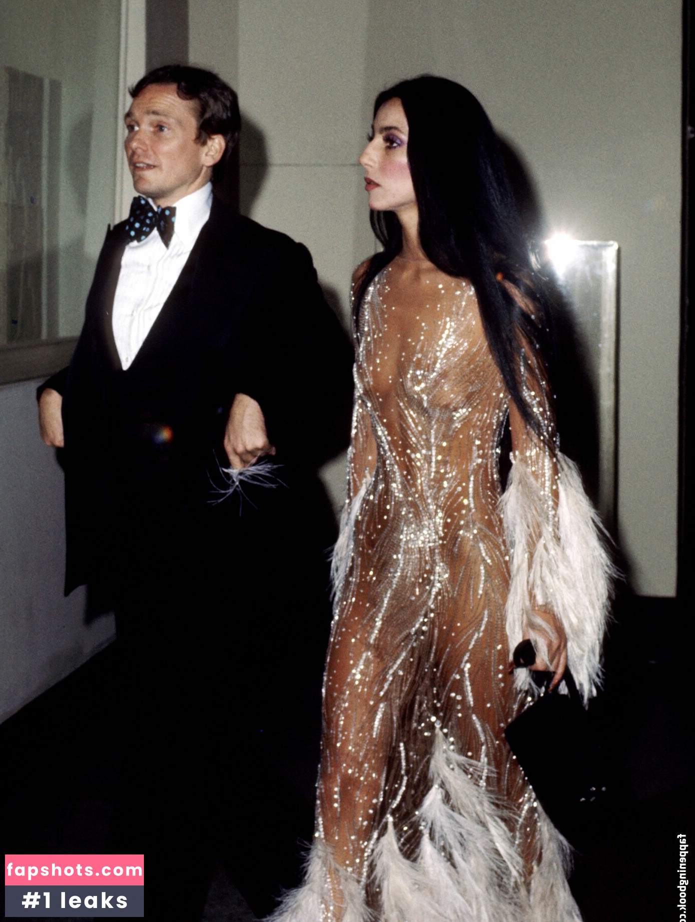 Cher._e gallery photo #4