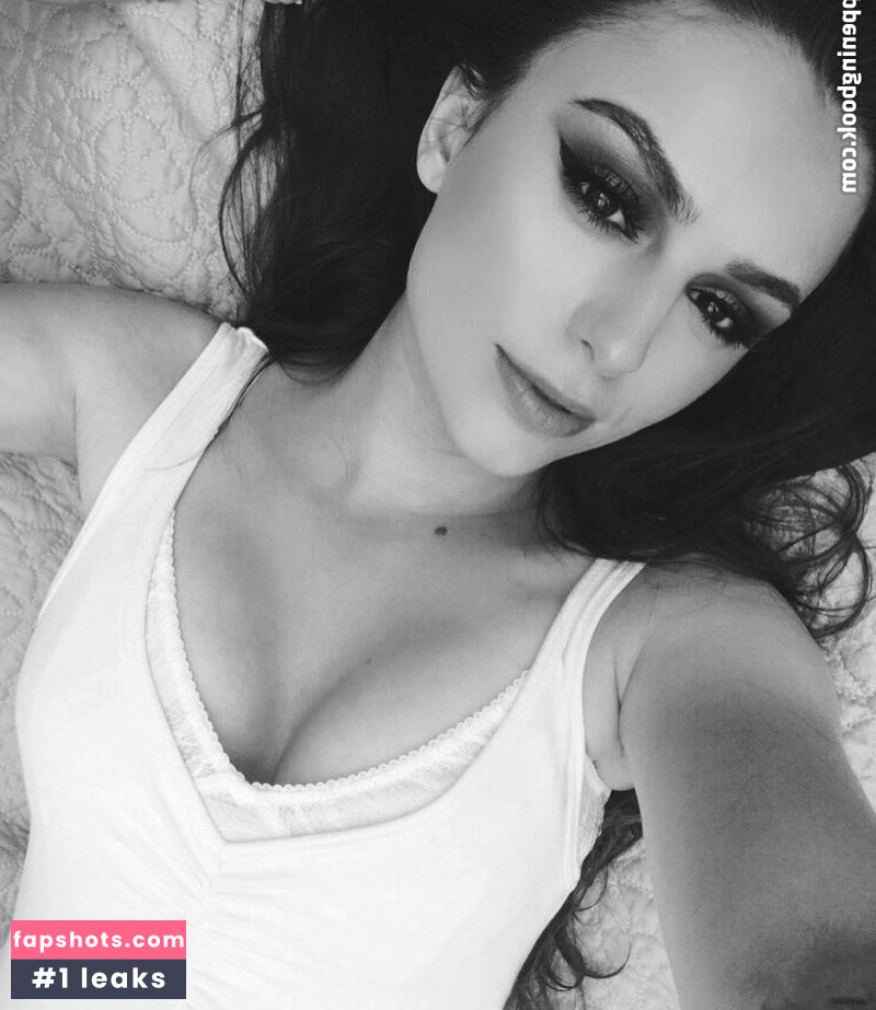 Cher Lloyd gallery photo #33