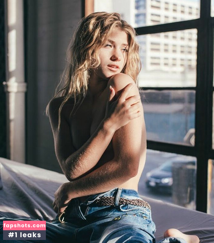 Cherie Lorraine ASMR gallery photo #9