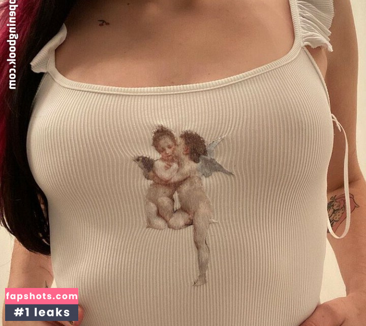 Cherry Bella gallery photo #6