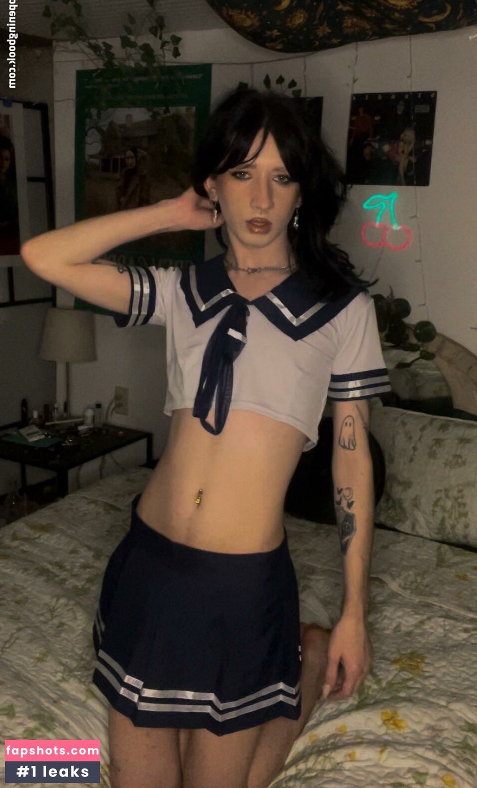 Cherry Darling gallery photo #18