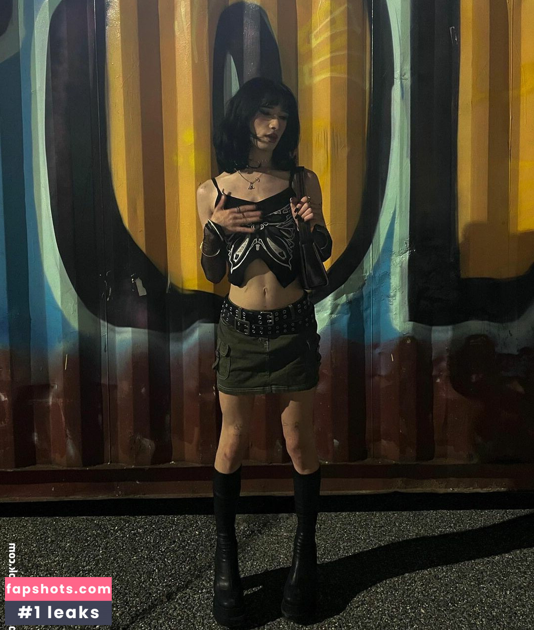 Cherry Darling gallery photo #5