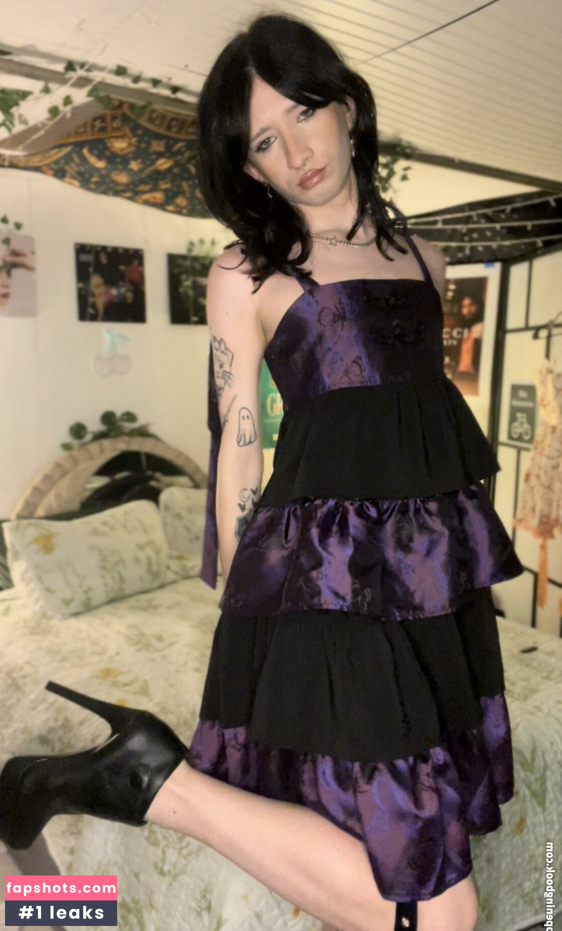 Cherry Darling gallery photo #6