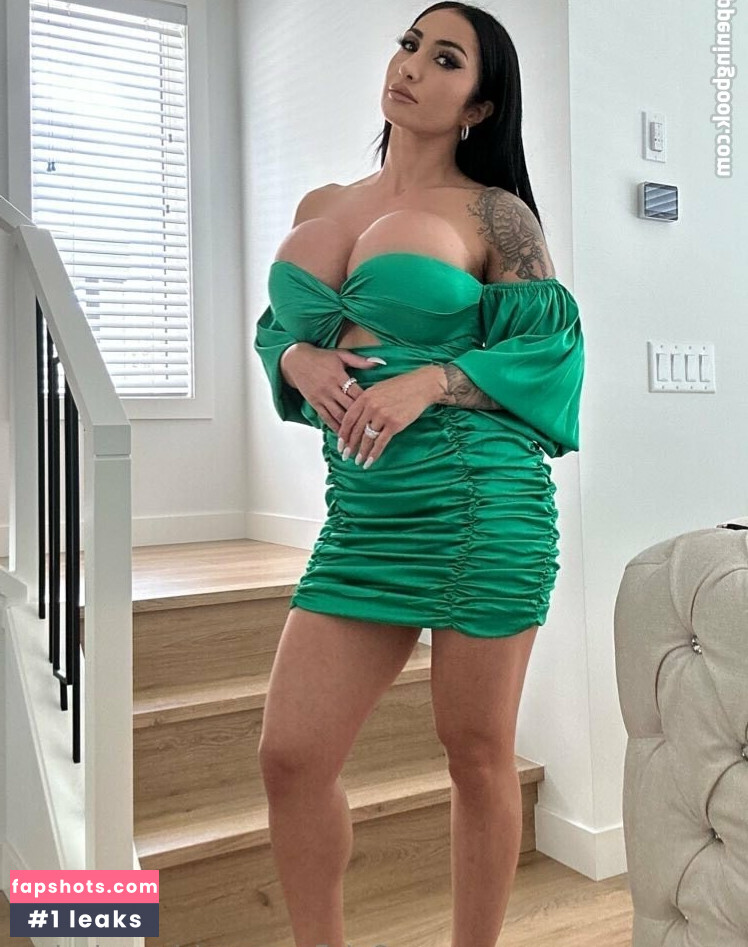 Cherry Devivre gallery photo #49