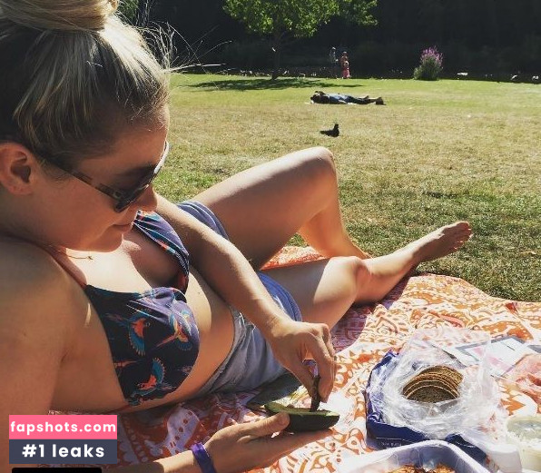 Cherry Healey nude babe gallery