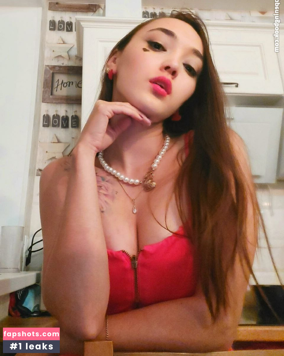 Cherry Nu gallery photo #11