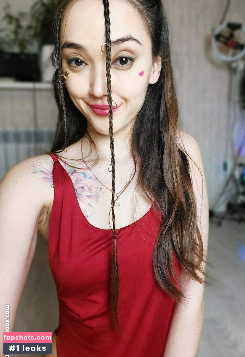 Cherry Nu gallery photo #14