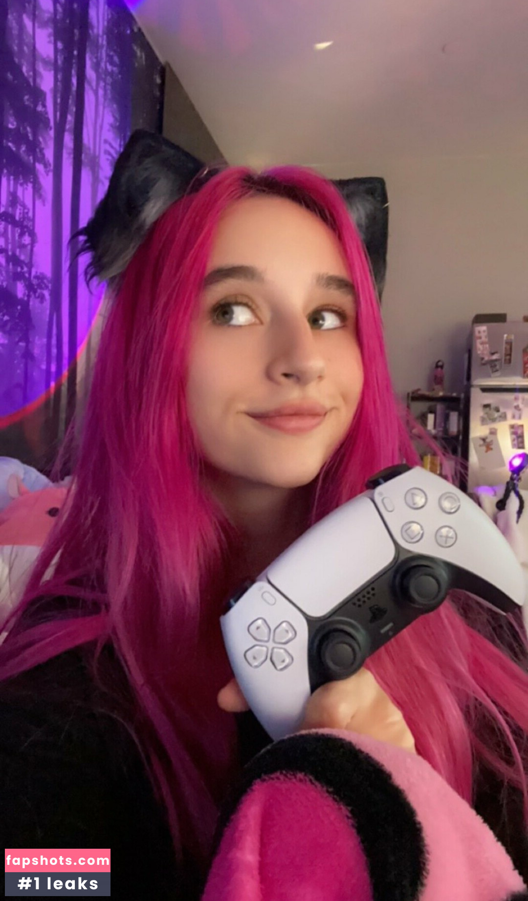 cherrygurl nude babe gallery