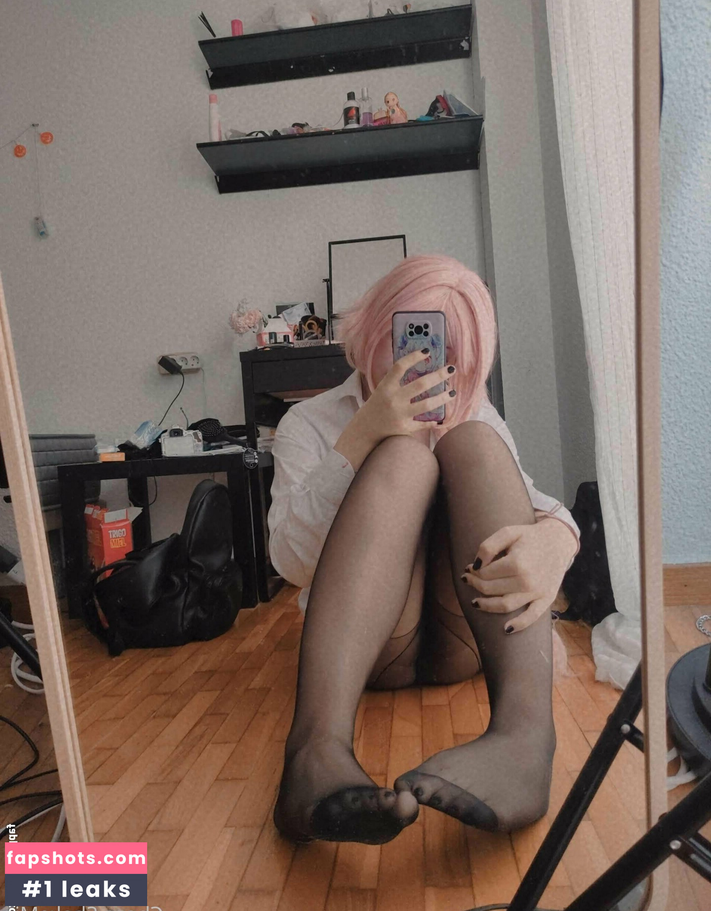 CherryShakeMin gallery photo #15